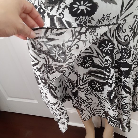 Floral Faux Wrap Midi A Line Apt 9 Skirt Size 8 - Picture 4 of 11